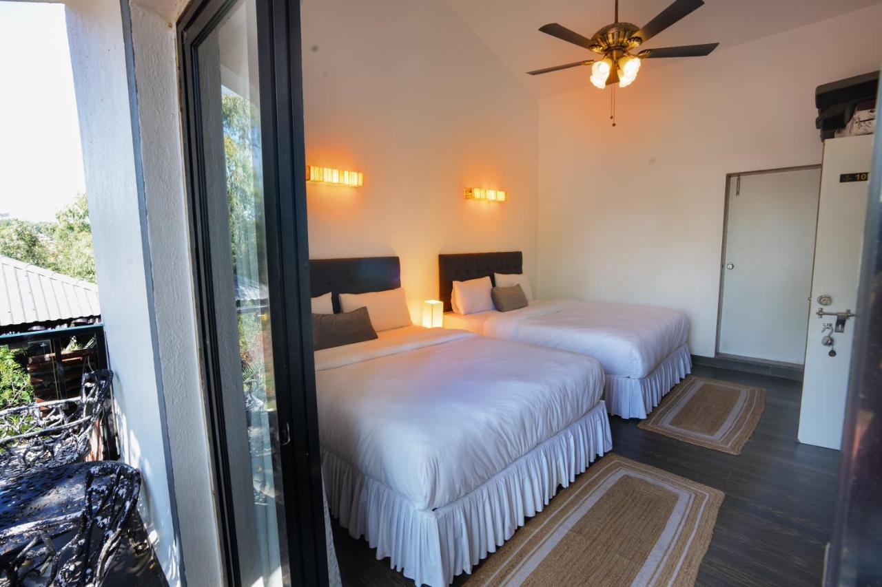 Azalea Villa 潘奇加尼 外观 照片