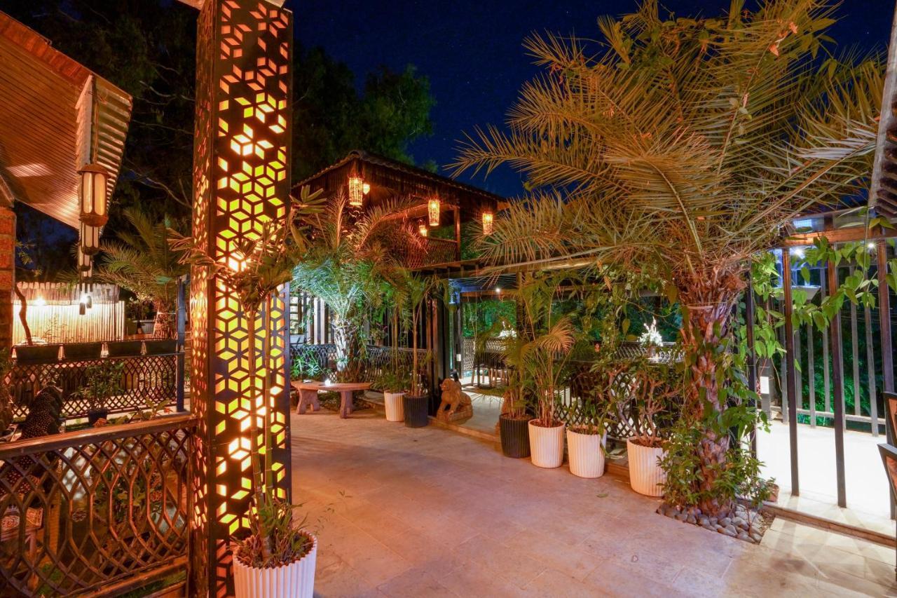 Azalea Villa 潘奇加尼 外观 照片