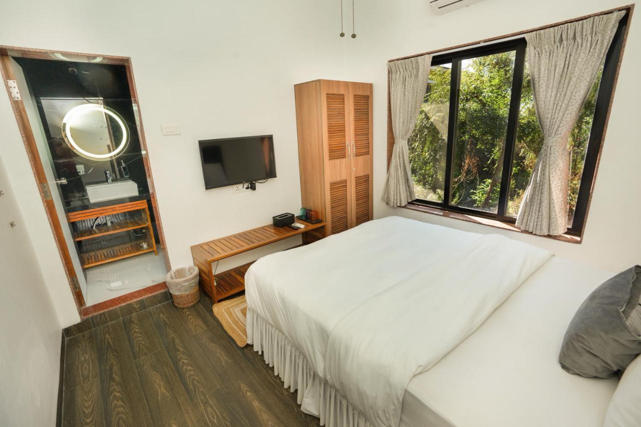 Azalea Villa 潘奇加尼 外观 照片